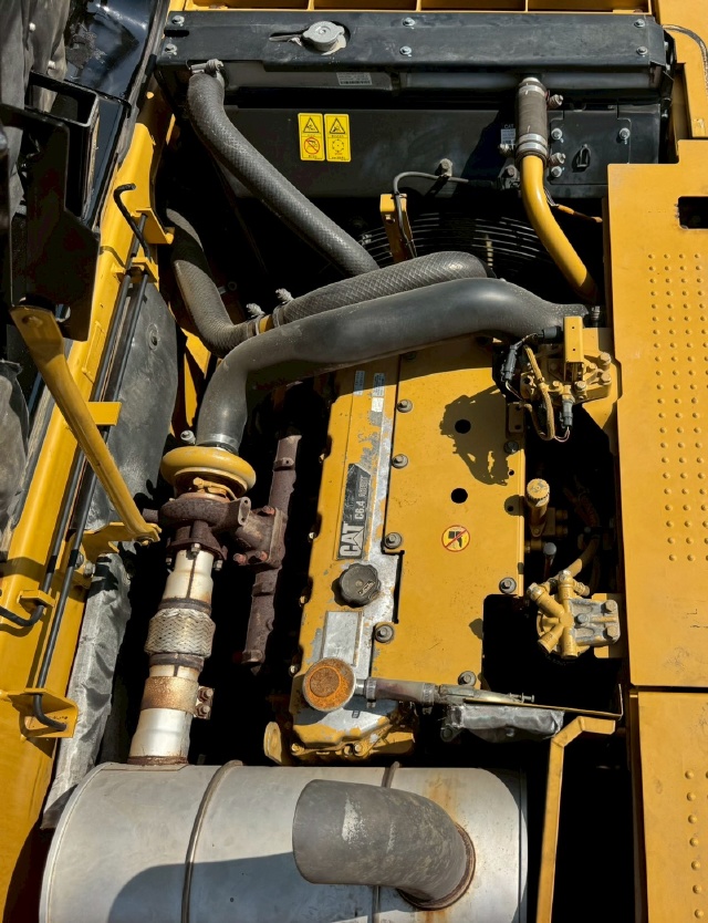 ขายรถขุด CAT 320DL ปี 2012 บูมยาว 16 เมตร นำเข้าจากญี่ปุ่น พร้อมใช้ มีVDOการทำงานครับ