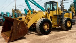 ขายรถตักล้อยาง KOMATSU WA500-3นำเข้าจากญี่ปุ่น พร้อมใช้ มีVDOการทำงานครับ