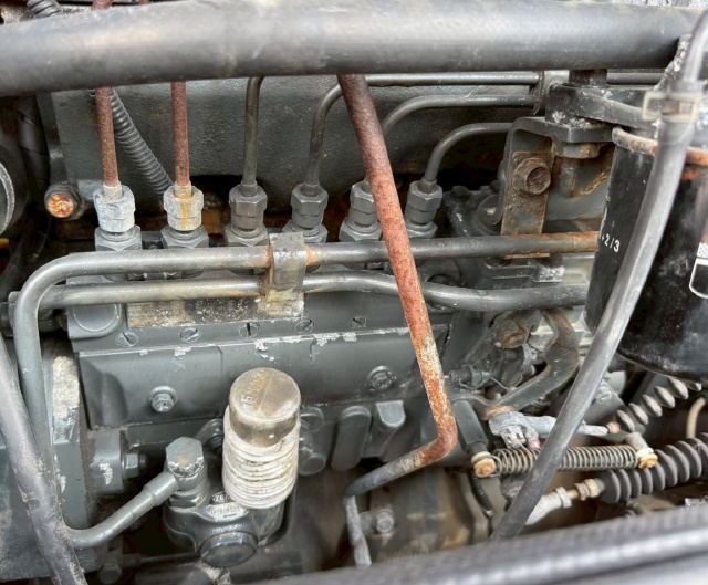 ขายรถตักล้อยาง KOMATSU WA200-3 นำเข้าจากญี่ปุ่น พร้อมใช้ มีVDOการทำงานครับ ขายรถตักล้อยาง KOMATSU WA200-3 นำเข้าจากญี่ปุ่น พร้อมใช้ มีVDOการทำงานครับ