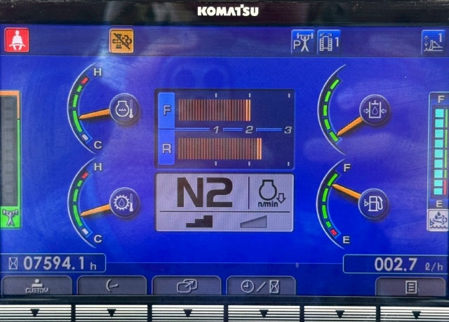 ขายรถดันดิน KOMATSU D37PLL-24 ปี 2017 พร้อมใช้ มีVDOการทำงานครับ