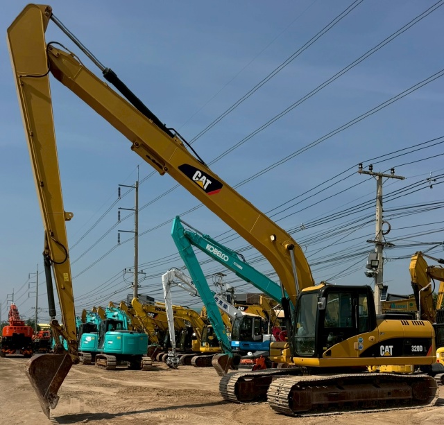 ขายรถขุด CAT 320DL ปี 2012 บูมยาว 16 เมตร นำเข้าจากญี่ปุ่น พร้อมใช้ มีVDOการทำงานครับ