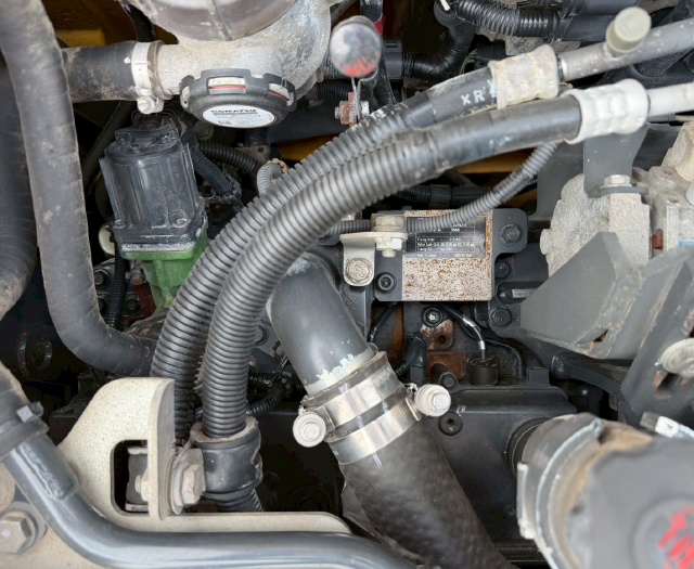 ขายรถขุด KOMATSU PC138US-10 ปี 2014 นำเข้าจากญี่ปุ่น พร้อมใช้ มีVDOการทำงานครับ