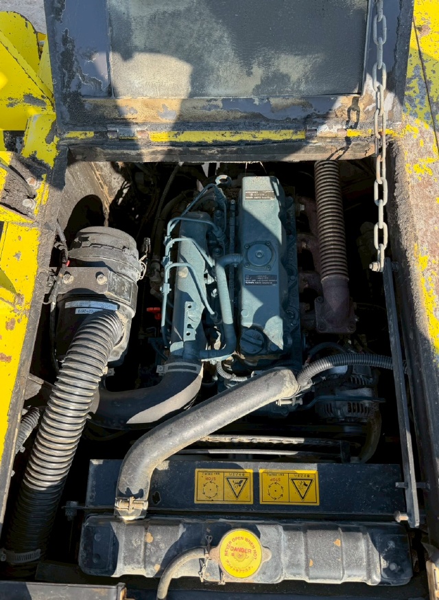 ขายรถปูยาง HANTA F1432W3 ปี 2012 (ขนาด 3.1 เมตร) นำเข้าจากญี่ปุ่น พร้อมใช้ มีVDOการทำงานครับ ขายรถปูยาง HANTA F1432W3 ปี 2012 (ขนาด 3.1 เมตร) นำเข้าจากญี่ปุ่น พร้อมใช้ มีVDOการทำงานครับ