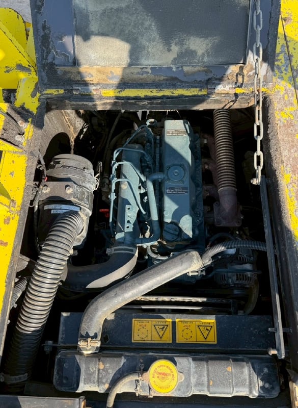 ขายรถปูยาง HANTA F1432W3 ปี 2012 (ขนาด 3.1 เมตร) นำเข้าจากญี่ปุ่น พร้อมใช้ มีVDOการทำงานครับ