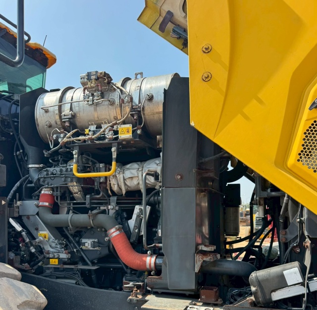 ขายรถตักล้อยาง KOMATSU WA470-10 ปี 2021 นำเข้าจากญี่ปุ่น พร้อมใช้ มีVDOการทำงานครับ