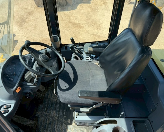 ขายรถตักล้อยาง KOMATSU WA150-5 นำเข้าจากญี่ปุ่น พร้อมใช้ มีVDOการทำงานครับ