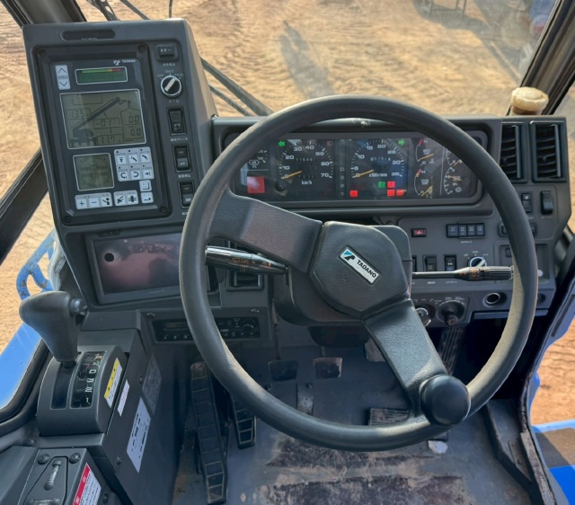 ขายรถเครน TADANO GR250N-1 (ขนาด 25 ตัน) ปี 2005 นำเข้าจากญี่ปุ่น พร้อมใช้ มีVDOการทำงานครับ ขายรถเครน TADANO GR250N-1 (ขนาด 25 ตัน) ปี 2005 นำเข้าจากญี่ปุ่น พร้อมใช้ มีVDOการทำงานครับ