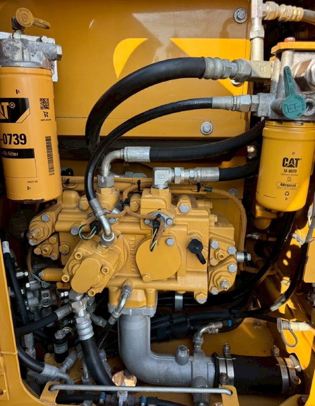 ขายรถขุด CAT 312D ปี 2013 นำเข้าจากญี่ปุ่น พร้อมใช้ มีVDOการทำงานครับ ขายรถขุด CAT 312D ปี 2013 นำเข้าจากญี่ปุ่น พร้อมใช้ มีVDOการทำงานครับ