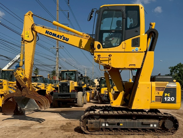 ขายรถขุด KOMATSU PC120-8 หัวคีบ นำเข้าจากญี่ปุ่น พร้อมใช้ มีVDOการทำงานครับ ขายรถขุด KOMATSU PC120-8 หัวคีบ นำเข้าจากญี่ปุ่น พร้อมใช้ มีVDOการทำงานครับ