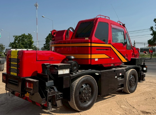 ขายรถเครน TADANO GR100N-1 (ขนาด 10 ตัน) ปี 2006 นำเข้าจากญี่ปุ่น พร้อมใช้ มีVDOการทำงานครับ