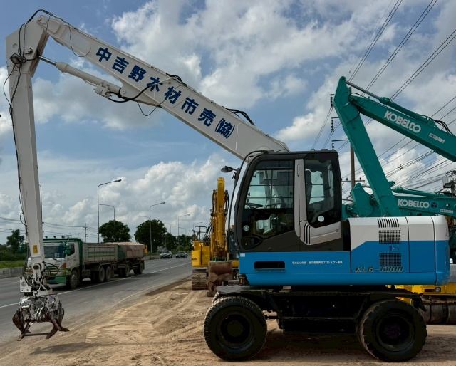 ขายรถขุด HITACHI ZX140W-3 ปี 2012 หัวคีบ นำเข้าจากญี่ปุ่น พร้อมใช้ มีVDOการทำงานครับ ขายรถขุด HITACHI ZX140W-3 ปี 2012 หัวคีบ นำเข้าจากญี่ปุ่น พร้อมใช้ มีVDOการทำงานครับ