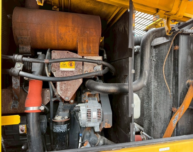 ขายรถตักล้อยาง KOMATSU WA100-5 นำเข้าจากญี่ปุ่น พร้อมใช้ มีVDOการทำงานครับ