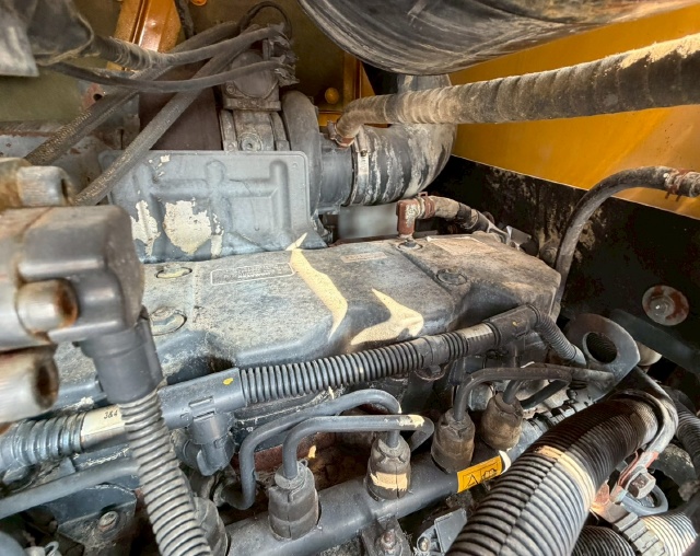 ขายรถตักล้อยาง KOMATSU WA320-7 ปี 2016 นำเข้าจากญี่ปุ่น พร้อมใช้ มีVDOการทำงานครับ