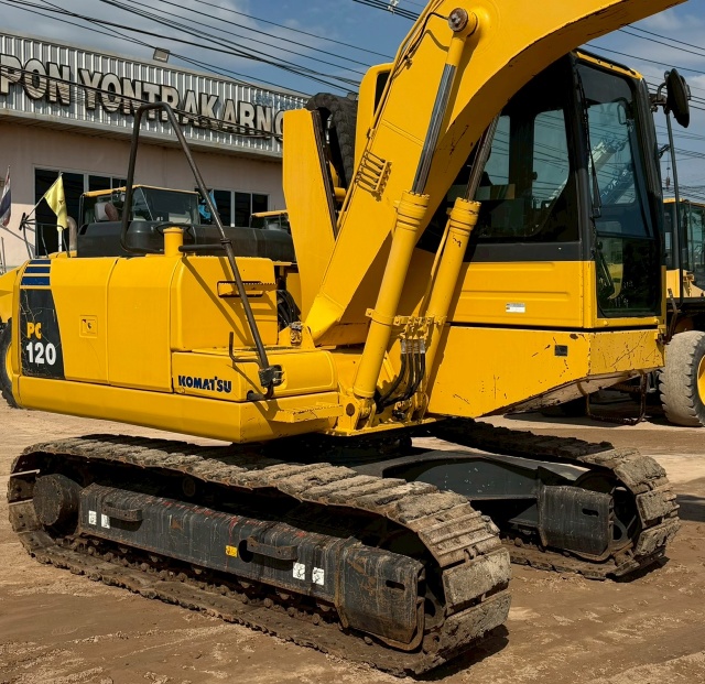 ขายรถขุด KOMATSU PC120-8 หัวคีบ นำเข้าจากญี่ปุ่น พร้อมใช้ มีVDOการทำงานครับ ขายรถขุด KOMATSU PC120-8 หัวคีบ นำเข้าจากญี่ปุ่น พร้อมใช้ มีVDOการทำงานครับ