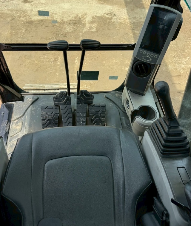 ขายรถขุด CAT 320E ปี 2017 นำเข้าจากญี่ปุ่น พร้อมใช้ มีVDOการทำงานครับ