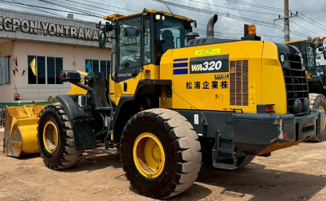 ขายรถตักล้อยาง KOMATSU WA320-8 ปี 2022 พร้อมใช้ มีVDOการทำงานครับ