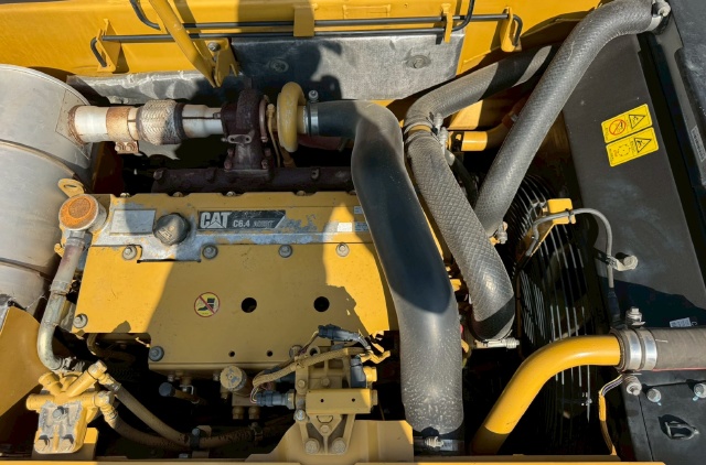 ขายรถขุด CAT 320DL ปี 2012 บูมยาว 16 เมตร นำเข้าจากญี่ปุ่น พร้อมใช้ มีVDOการทำงานครับ