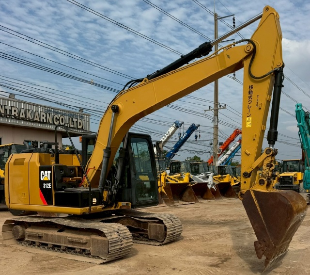 ขายรถขุด CAT 312E ปี 2013 นำเข้าจากญี่ปุ่น พร้อมใช้ มีVDOการทำงานครับ