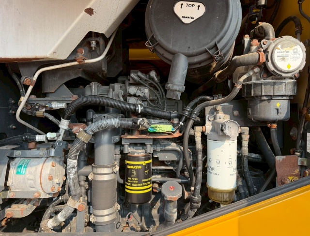 ขายรถตักล้อยาง KOMATSU WA320-7 ปี 2016 นำเข้าจากญี่ปุ่น พร้อมใช้ มีVDOการทำงานครับ