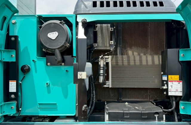 ขายรถขุด KOBELCO SK200 MARK 10 ปี 2020 นำเข้าจากญี่ปุ่น พร้อมใช้ มีVDOการทำงานครับ