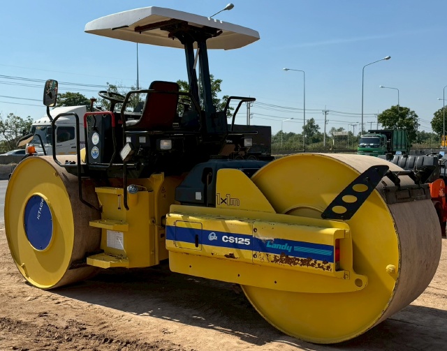 ขายรถบด DYNAPAC CS125 ปี 2000 นำเข้าจากญี่ปุ่น พร้อมใช้ มีVDOการทำงานครับ ขายรถบด DYNAPAC CS125 ปี 2000 นำเข้าจากญี่ปุ่น พร้อมใช้ มีVDOการทำงานครับ