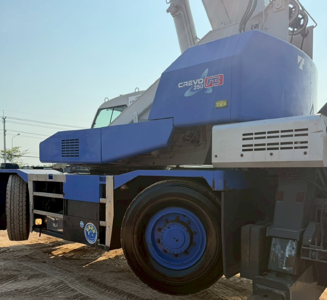 ขายรถเครน TADANO GR250N-2 (ขนาด 25 ตัน) ปี 2010 นำเข้าจากญี่ปุ่น พร้อมใช้ มีVDOการทำงานครับ