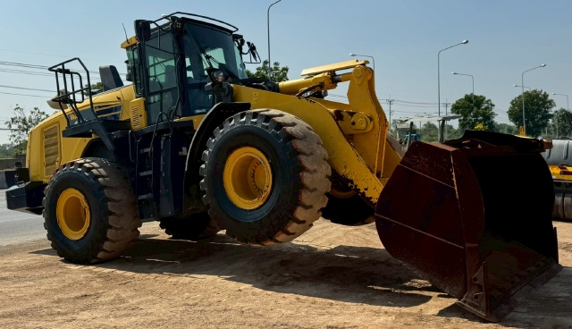 ขายรถตักล้อยาง KOMATSU WA470-10 ปี 2021 นำเข้าจากญี่ปุ่น พร้อมใช้ มีVDOการทำงานครับ