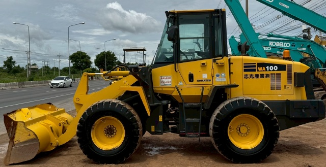 ขายรถตักล้อยาง KOMATSU WA100-5 นำเข้าจากญี่ปุ่น พร้อมใช้ มีVDOการทำงานครับ