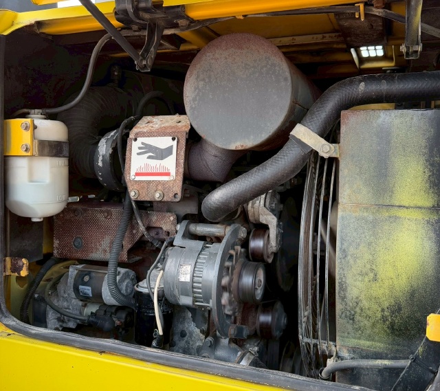 ขายรถตักล้อยาง KOMATSU WA200-3 นำเข้าจากญี่ปุ่น พร้อมใช้ มีVDOการทำงานครับ