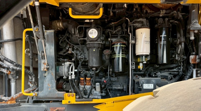 ขายรถตักล้อยาง KOMATSU WA470-8 ปี 2017 นำเข้าจากญี่ปุ่น พร้อมใช้ มีVDOการทำงานครับ ขายรถตักล้อยาง KOMATSU WA470-8 ปี 2017 นำเข้าจากญี่ปุ่น พร้อมใช้ มีVDOการทำงานครับ