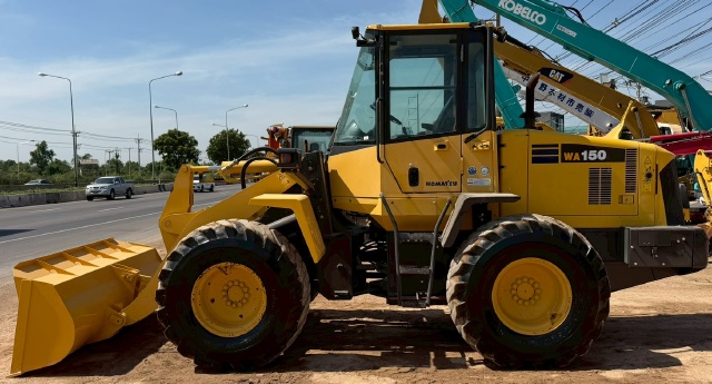 ขายรถตักล้อยาง KOMATSU WA150-5 นำเข้าจากญี่ปุ่น พร้อมใช้ มีVDOการทำงานครับ