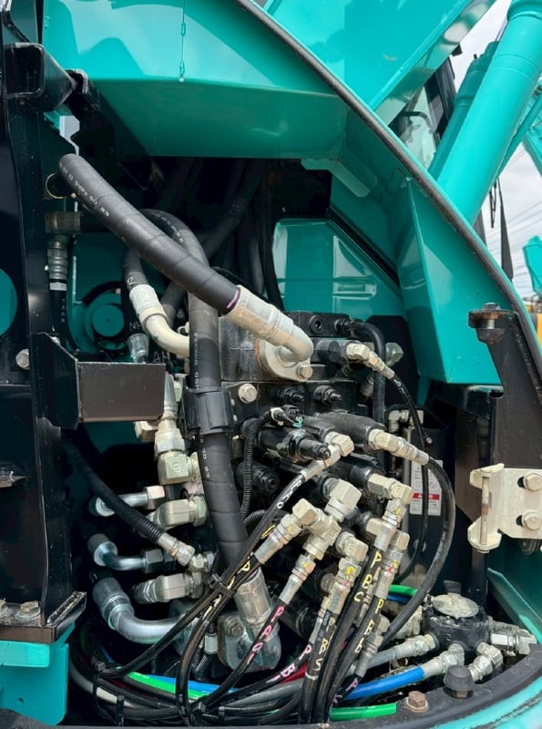 ขายรถขุด KOBELCO SK135SR-3 ปี 2017 นำเข้าจากญี่ปุ่น พร้อมใช้ มีVDOการทำงานครับ