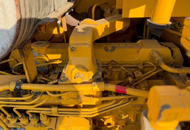 ขายรถเกรด KOMATSU GD405A-2 นำเข้าจากญี่ปุ่น พร้อมใช้ มีVDOการทำงานครับ