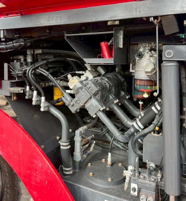 ขายรถปูยาง SUMITOMO HA60W-7 (ขนาด 6 เมตร) ปี 2011 นำเข้าจากญี่ปุ่น พร้อมใช้ มีVDOการทำงานครับ