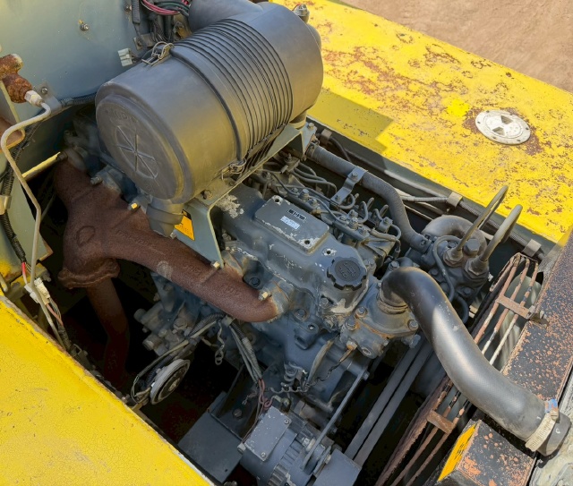 ขายรถบด HITACHI RT200W-C นำเข้าจากญี่ปุ่น พร้อมใช้ มีVDOการทำงานครับ ขายรถบด HITACHI RT200W-C นำเข้าจากญี่ปุ่น พร้อมใช้ มีVDOการทำงานครับ