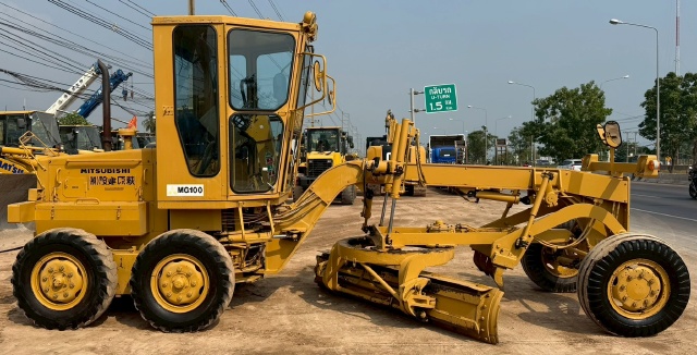 ขายรถเกรด MITSUBISHI MG100 นำเข้าจากญี่ปุ่น พร้อมใช้ มีVDOการทำงานครับ ขายรถเกรด MITSUBISHI MG100 นำเข้าจากญี่ปุ่น พร้อมใช้ มีVDOการทำงานครับ