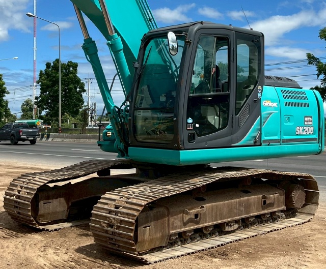 ขายรถขุด KOBELCO SK200 MARK 9 ปี 2015 พร้อมใช้ มีVDOการทำงานครับ
