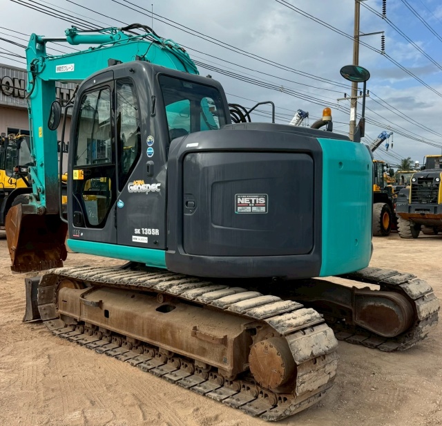 ขายรถขุด KOBELCO SK135SR-2 ปี 2012 นำเข้าจากญี่ปุ่น พร้อมใช้ มีVDOการทำงานครับ