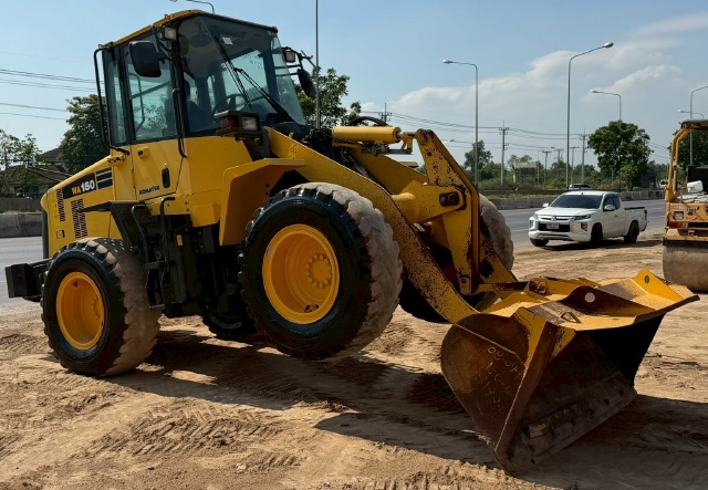 ขายรถตักล้อยาง KOMATSU WA150-6 ปี 2012 นำเข้าจากญี่ปุ่น พร้อมใช้ มีVDOการทำงานครับ