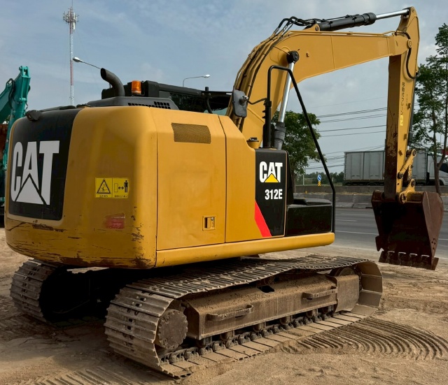 ขายรถขุด CAT 312E ปี 2013 นำเข้าจากญี่ปุ่น พร้อมใช้ มีVDOการทำงานครับ