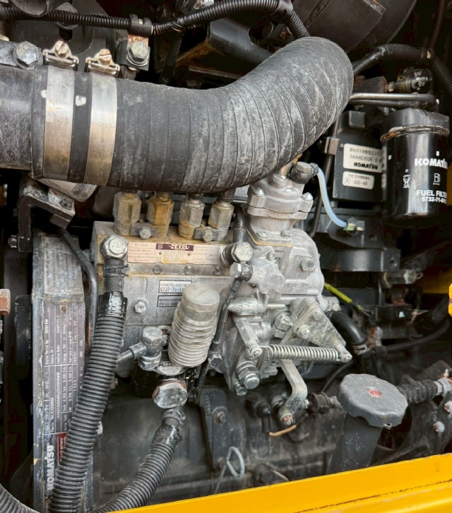 ขายรถตักล้อยาง KOMATSU WA100-5 นำเข้าจากญี่ปุ่น พร้อมใช้ มีVDOการทำงานครับ