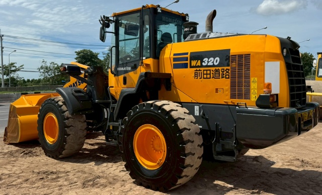 ขายรถตักล้อยาง KOMATSU WA320-8 ปี 2019 พร้อมใช้ มีVDOการทำงานครับ