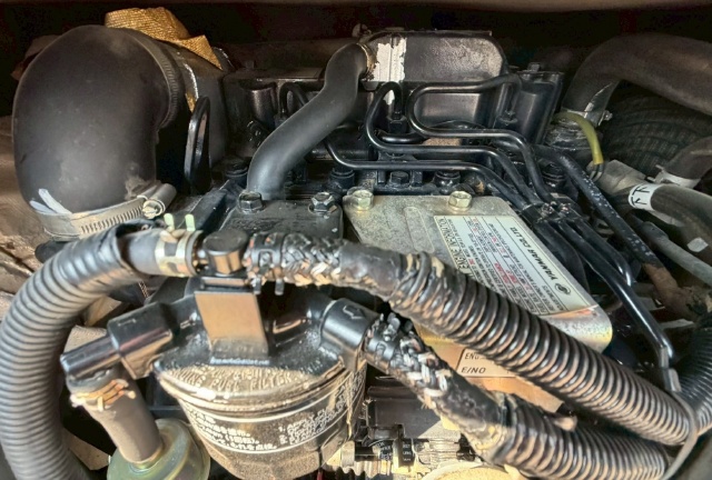 ขายรถขุด KOMATSU PC35MR-2 ปี 2003 อาร์มพิเศษ นำเข้าจากญี่ปุ่น พร้อมใช้ มีVDOการทำงานครับ