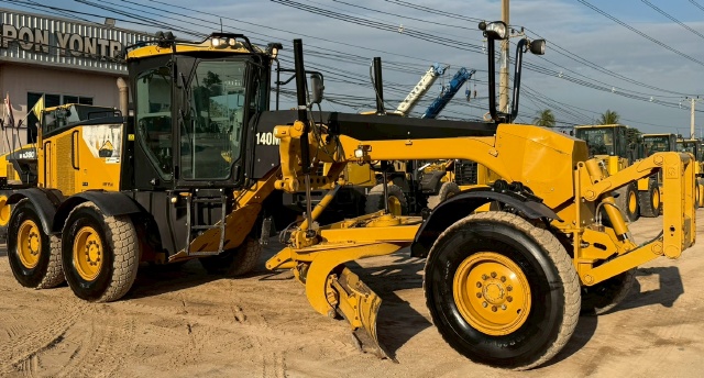 ขายรถเกรด CAT 140M ปี 2010 นำเข้าจากอเมริกาพร้อมใช้ มีVDOการทำงานครับ