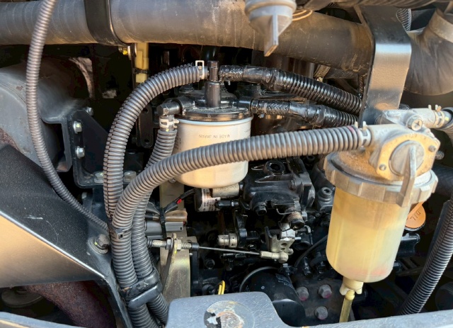 ขายรถขุด KOBELCO SK35SR-5 ปี 2011 นำเข้าจากญี่ปุ่น พร้อมใช้ มีVDOการทำงานครับ