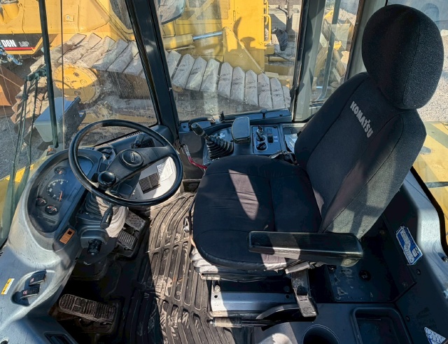 ขายรถตักล้อยาง KOMATSU WA100-5 นำเข้าจากญี่ปุ่น พร้อมใช้ มีVDOการทำงานครับ ขายรถตักล้อยาง KOMATSU WA100-5 นำเข้าจากญี่ปุ่น พร้อมใช้ มีVDOการทำงานครับ