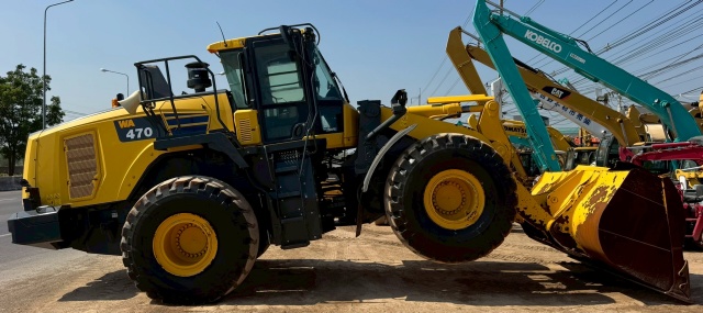 ขายรถตักล้อยาง KOMATSU WA470-10 ปี 2021 นำเข้าจากญี่ปุ่น พร้อมใช้ มีVDOการทำงานครับ ขายรถตักล้อยาง KOMATSU WA470-10 ปี 2021 นำเข้าจากญี่ปุ่น พร้อมใช้ มีVDOการทำงานครับ