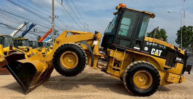 ขายรถตักล้อยาง CAT 924G แขนยาวพิเศษ นำเข้าจากญี่ปุ่น พร้อมใช้ มีVDOการทำงานครับ