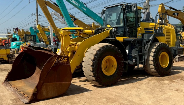 ขายรถตักล้อยาง KOMATSU WA470-10 ปี 2021 นำเข้าจากญี่ปุ่น พร้อมใช้ มีVDOการทำงานครับ