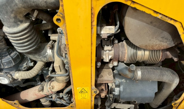 ขายรถดันดิน KOMATSU D37PLL-24 ปี 2017 พร้อมใช้ มีVDOการทำงานครับ